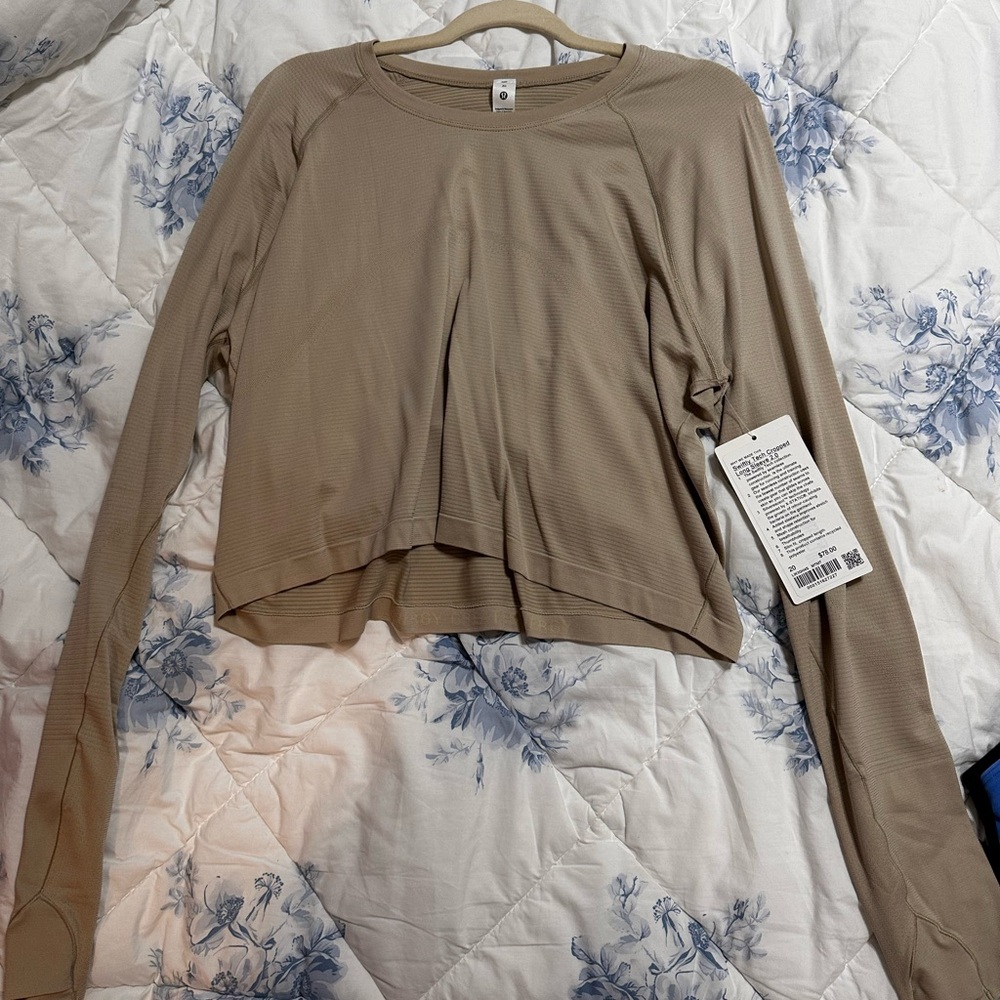 Lululemon long sleeve swiftly